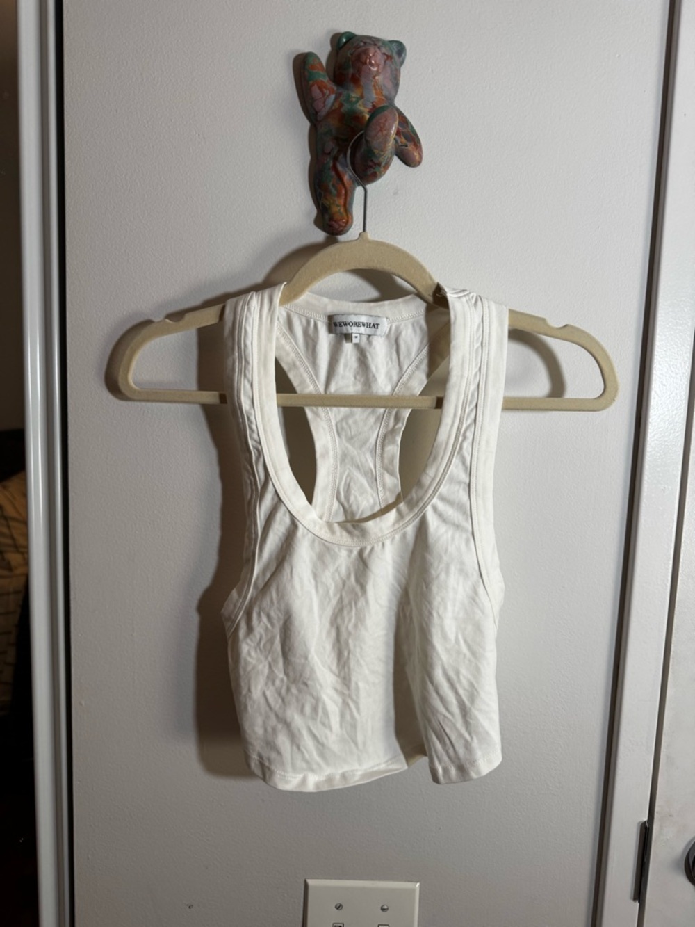 WEWOREWHAT Off white Scoop Neck Racerback Cropped Tank